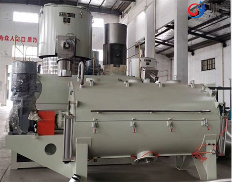 Pvc-poederrubbercompoundmixer met automatisch doseersysteem en laadstation voor jumbozakken