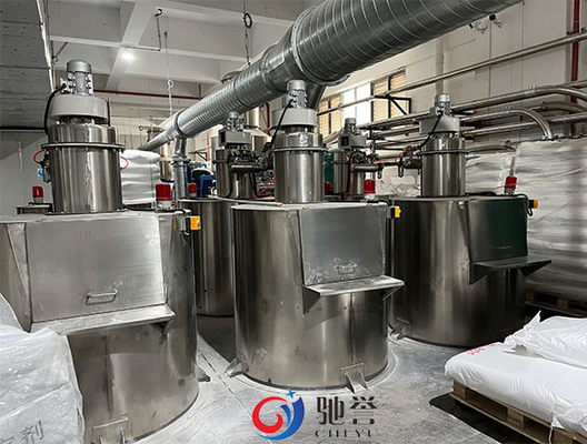 Pvc-poederrubbercompoundmixer met automatisch doseersysteem en laadstation voor jumbozakken